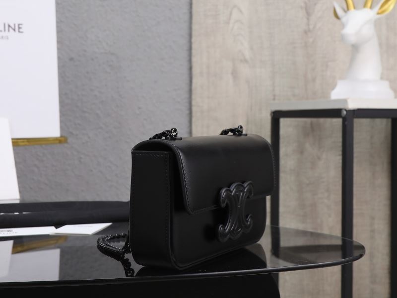 Ce1i*e triomphe bags